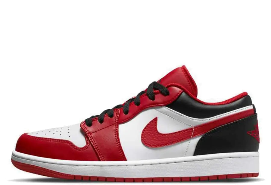 Air Jordan 1 Low Bulls